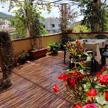 B&B Moscani Салерно Екстериор снимка